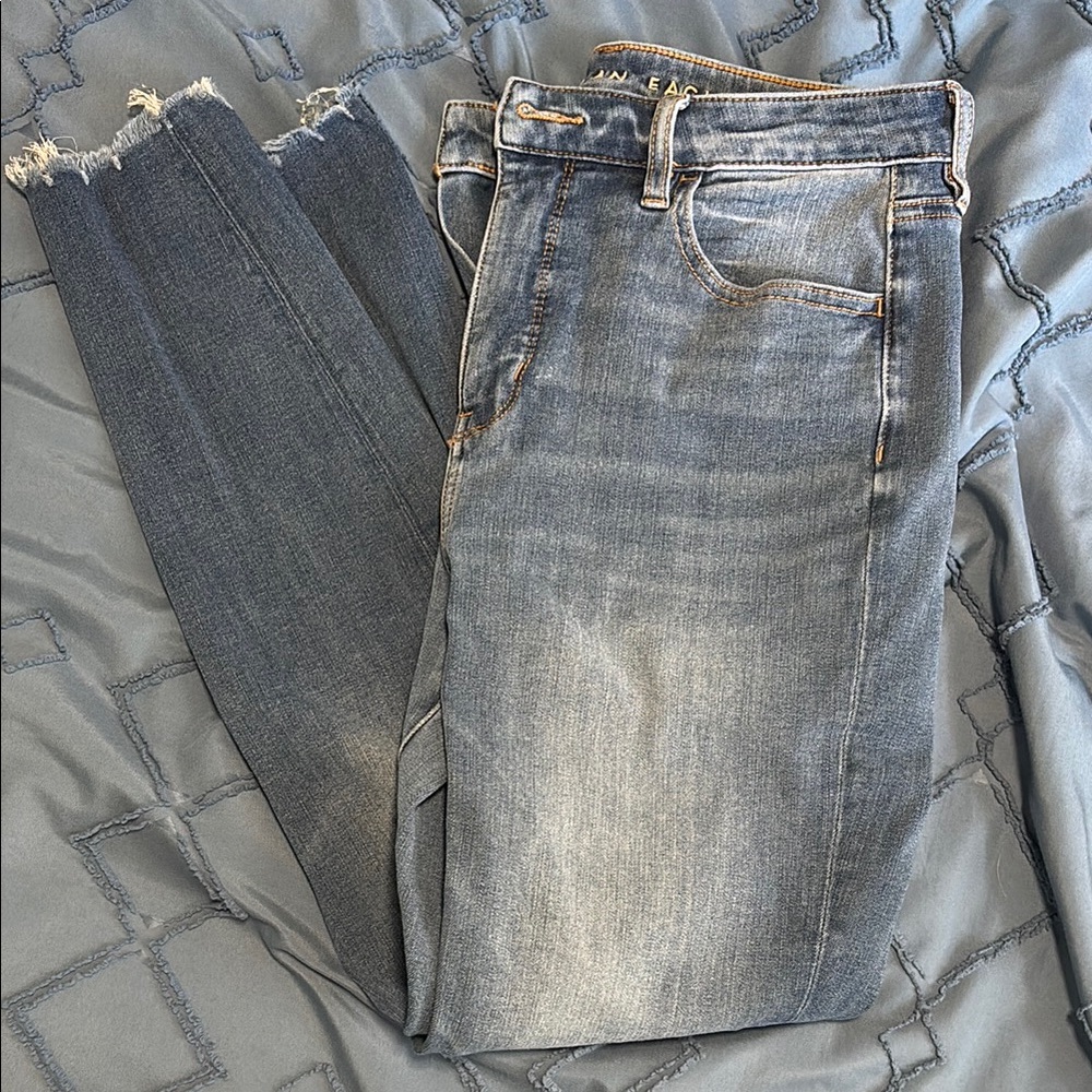 American Eagle Super Hi-Rise Jegging